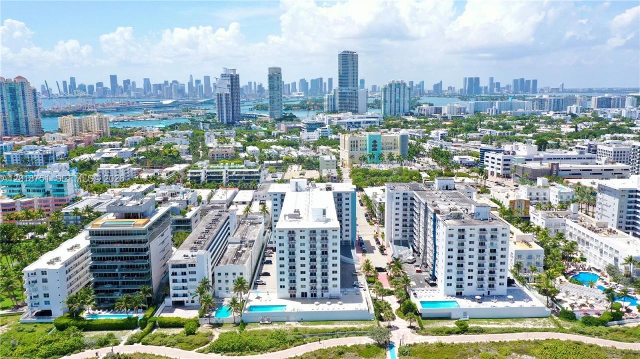 345 Ocean Dr , Unit 224, Miami Beach, FL 33139 Photo