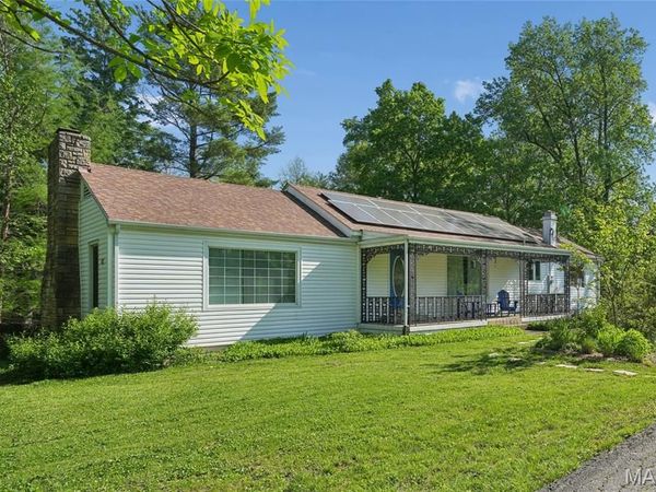 232 Old Ballwin Road, Ballwin, MO 63021