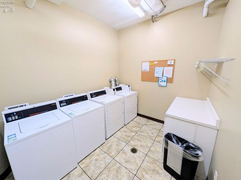 401 W SHORELINE Drive, Unit 109, Sandusky, OH 44870 Photo 11
