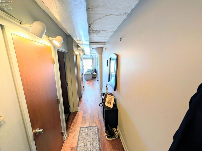 401 W SHORELINE Drive, Unit 109, Sandusky, OH 44870 Photo 14