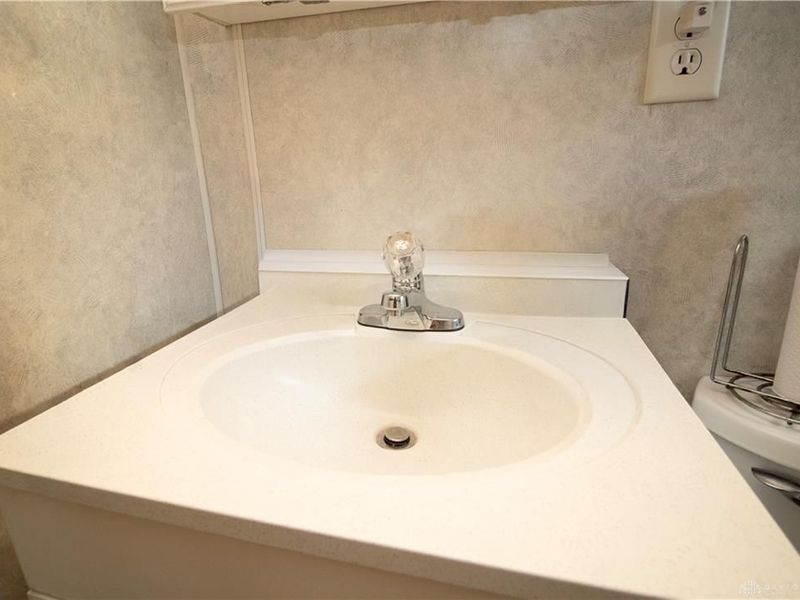 4200 Otis Drive, Dayton, OH 45416 Photo 14