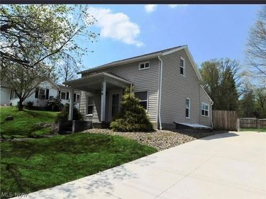 448 Cherry Street W, Canal Fulton, OH 44614