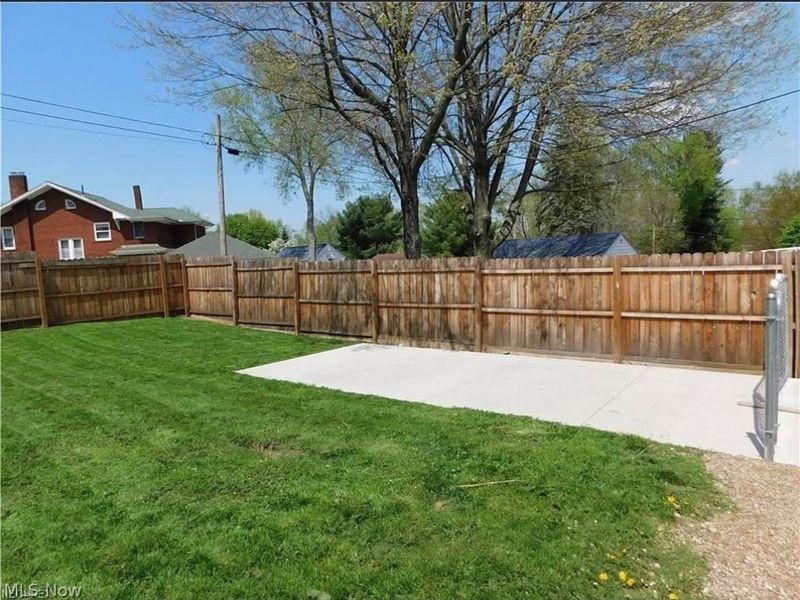 448 Cherry Street W, Canal Fulton, OH 44614 Photo 3
