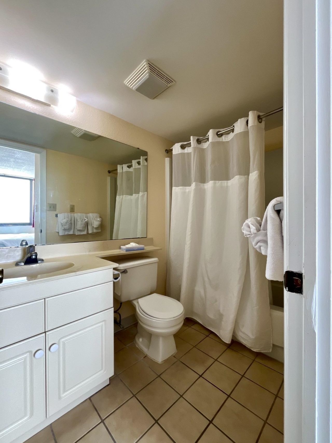 9400 Shore Dr.  Photo 22