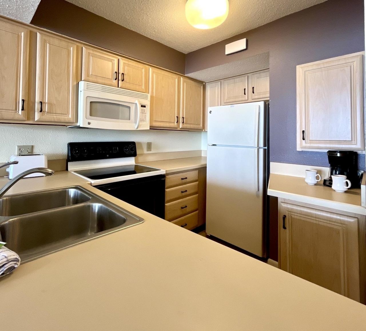 9400 Shore Dr.  Photo 5
