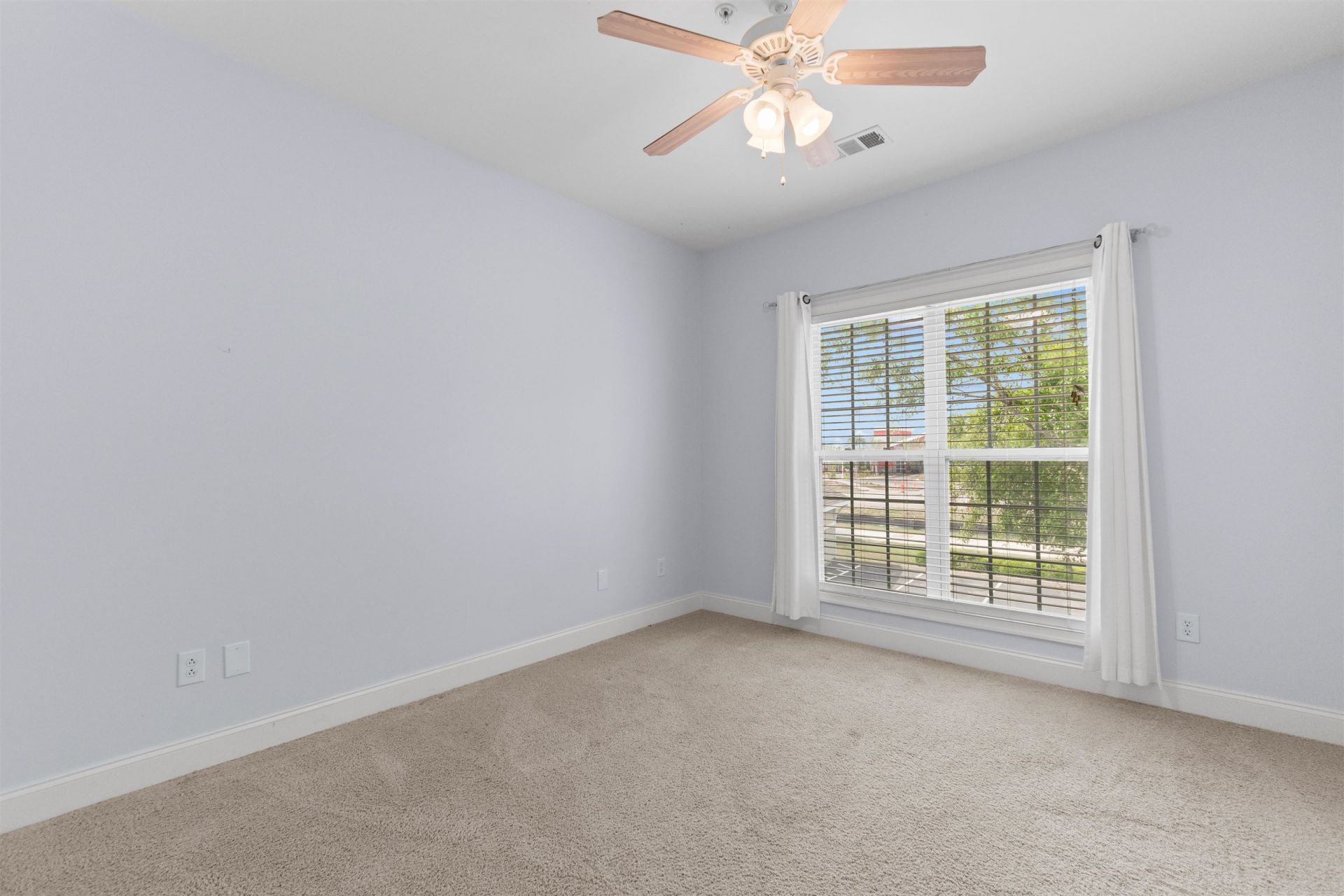 70 Addison Cottage Way  Photo 26