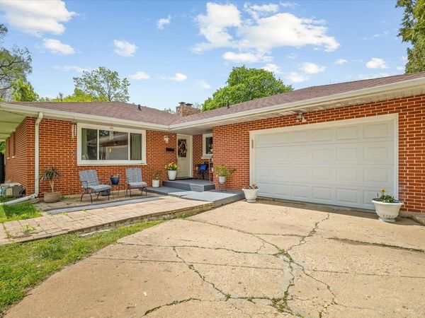 1712 Midway Drive, ROCKFORD, IL 61103