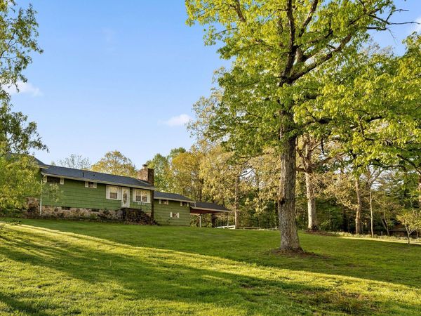 6514 Gray Fryar Road, Signal Mountain, TN 37377