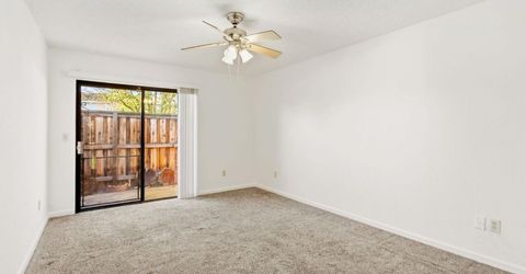 9334 Aizenberg Cir, Elk Grove, CA 95624 Photo