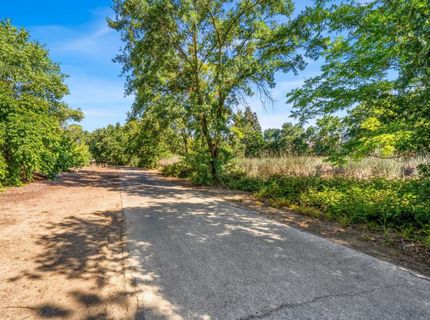 9334 Aizenberg Cir, Elk Grove, CA 95624 Photo