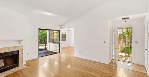 9334 Aizenberg Cir, Elk Grove, CA 95624 Photo