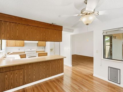 9334 Aizenberg Cir, Elk Grove, CA 95624 Photo
