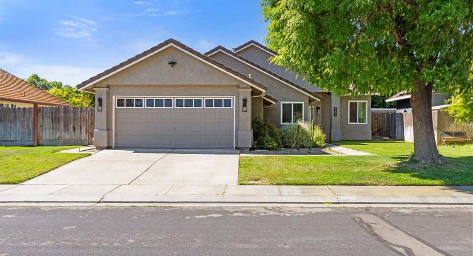 462 Chablis Way, Manteca, CA 95337 Photo
