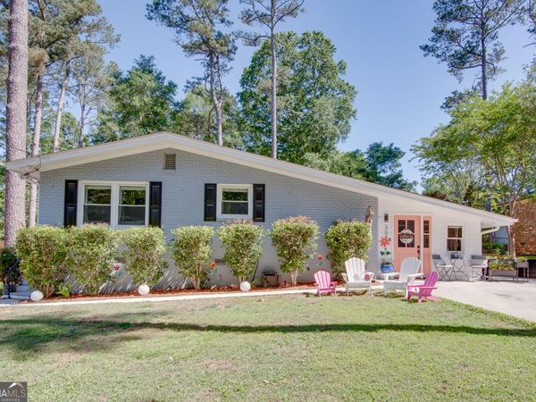 3056 Vine Circle, Decatur, GA 30033