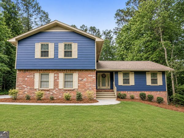 2711 Georgian Court, Marietta, GA 30068