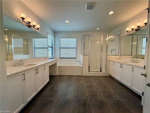 20884 Thistle Leaf LN, ESTERO, FL 33928