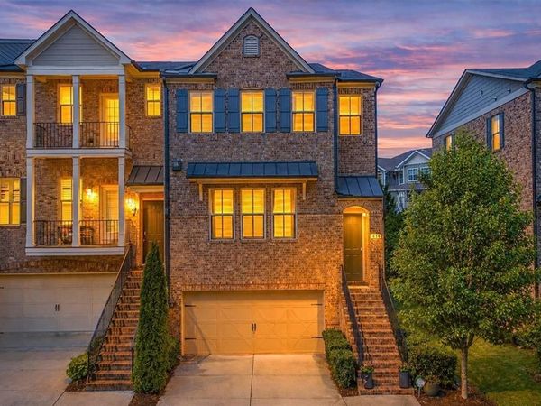 110 Brindle Lane , Alpharetta, GA 30009