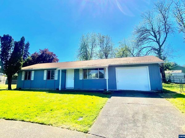 680 Maple St, Aumsville, OR 97325