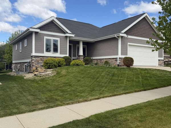 1009 Tara Lane, Waunakee, WI 53597