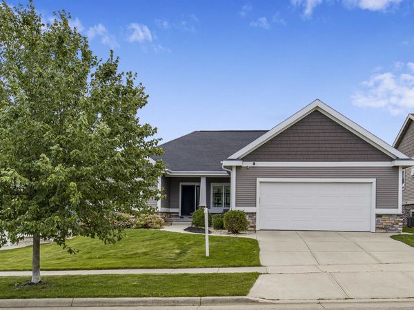 1009 Tara Lane, Waunakee, WI 53597
