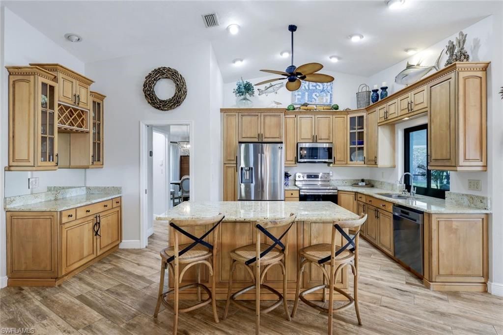 2610 SW 46th Ter, Cape Coral, FL 33914 Photo