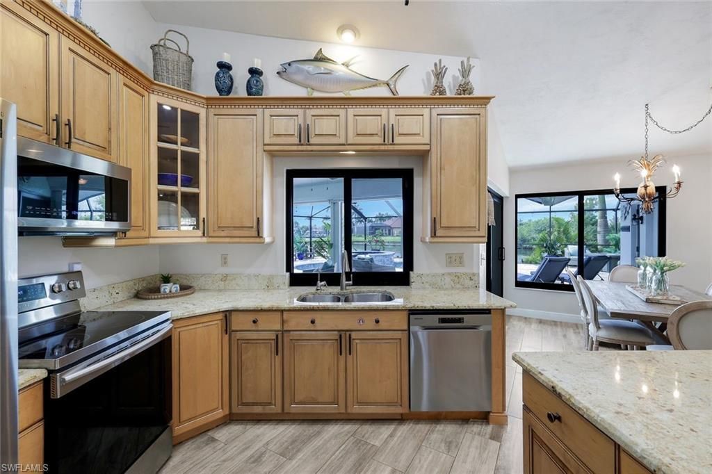 2610 SW 46th Ter, Cape Coral, FL 33914 Photo