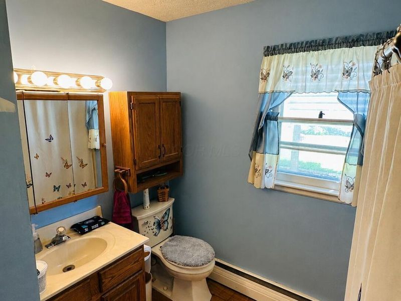 23 State Street , Jeffersonville, OH 43128 Photo 11