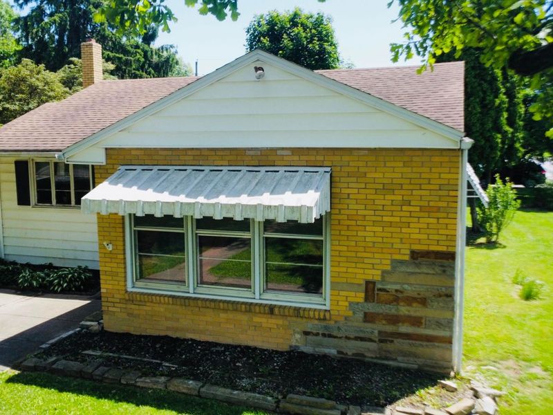 23 State Street , Jeffersonville, OH 43128 Photo 2