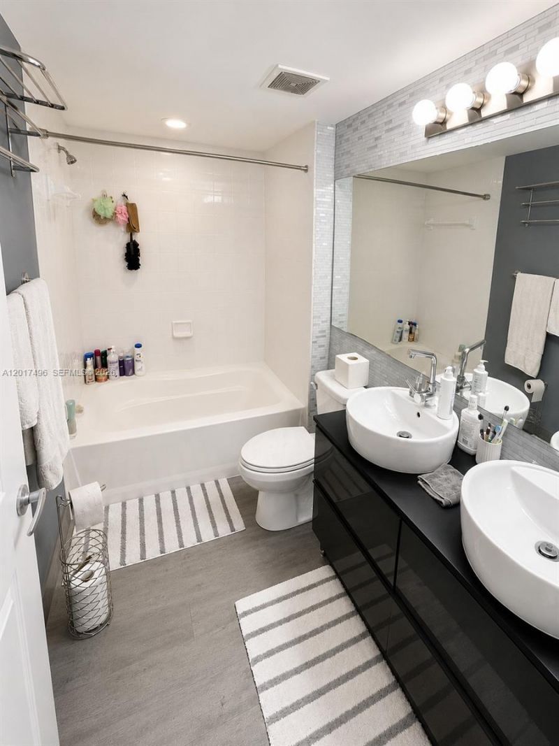 Please Call For Address, Unit 2504, Miami, FL 33131 Photo