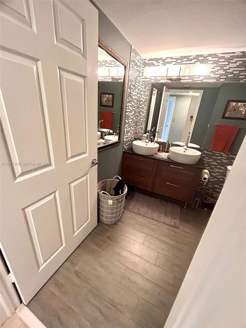 Please Call For Address, Unit 2504, Miami, FL 33131 Photo