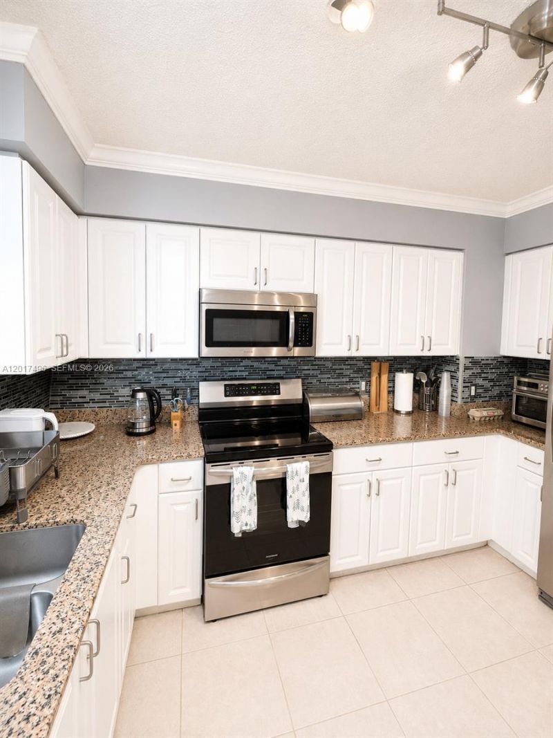 Please Call For Address, Unit 2504, Miami, FL 33131 Photo