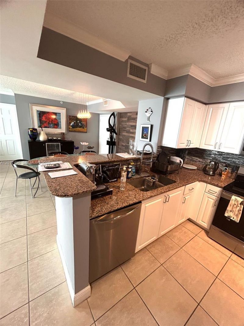 Please Call For Address, Unit 2504, Miami, FL 33131 Photo