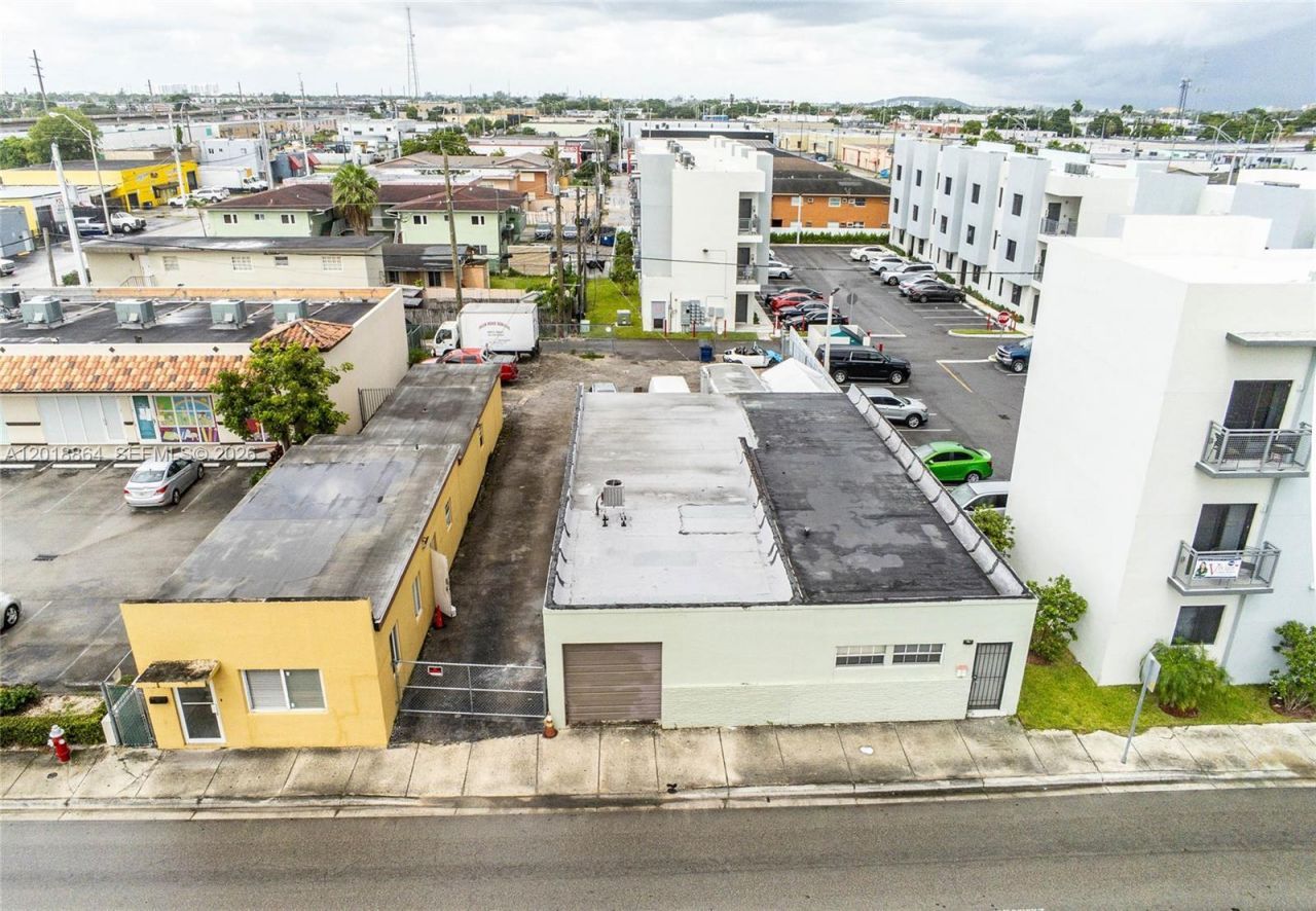 2230 Palm Ave , Hialeah, FL 33010 Photo