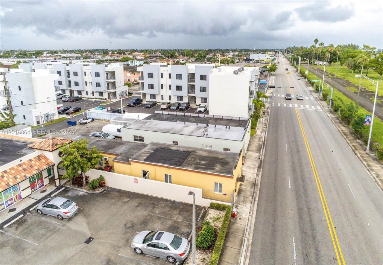 2230 Palm Ave , Hialeah, FL 33010 Photo