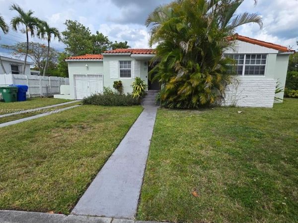 1611 Coral Gate Dr , Miami, FL 33145