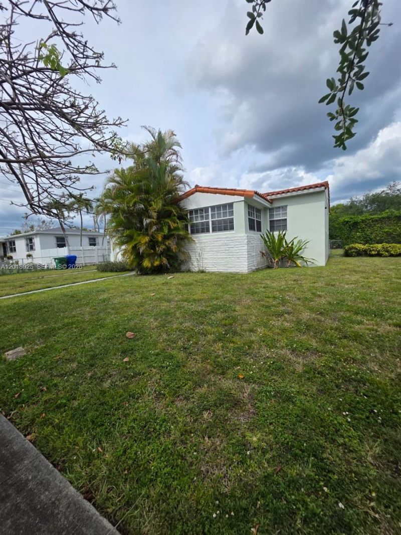 1611 Coral Gate Dr, Miami, FL 33145 Photo