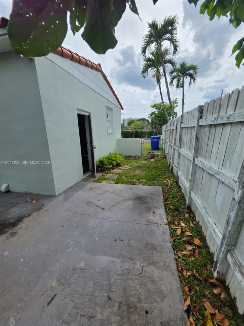 1611 Coral Gate Dr, Miami, FL 33145 Photo