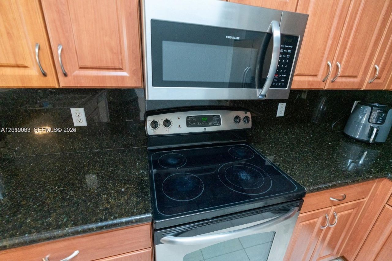 11403 NW 89th St , Unit 110, Doral, FL 33178 Photo