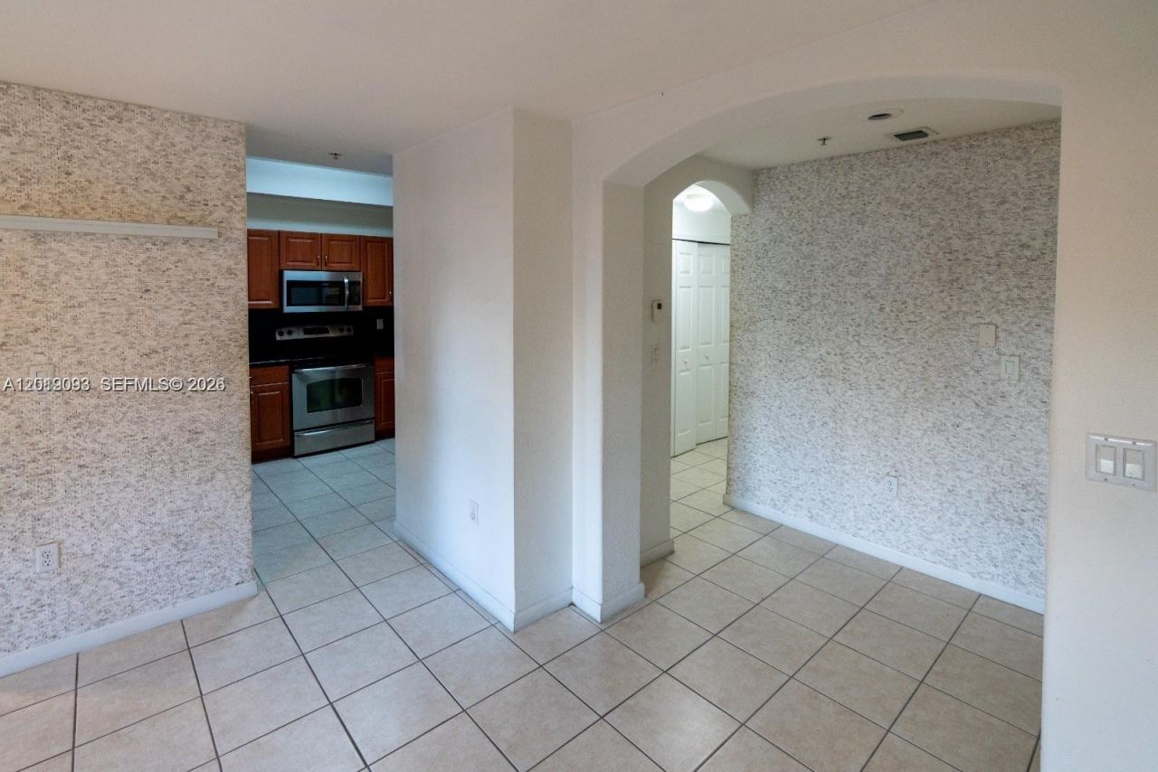 11403 NW 89th St , Unit 110, Doral, FL 33178 Photo