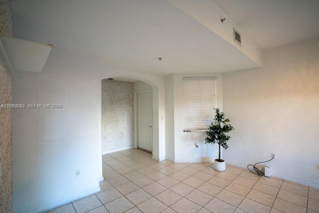11403 NW 89th St , Unit 110, Doral, FL 33178 Photo