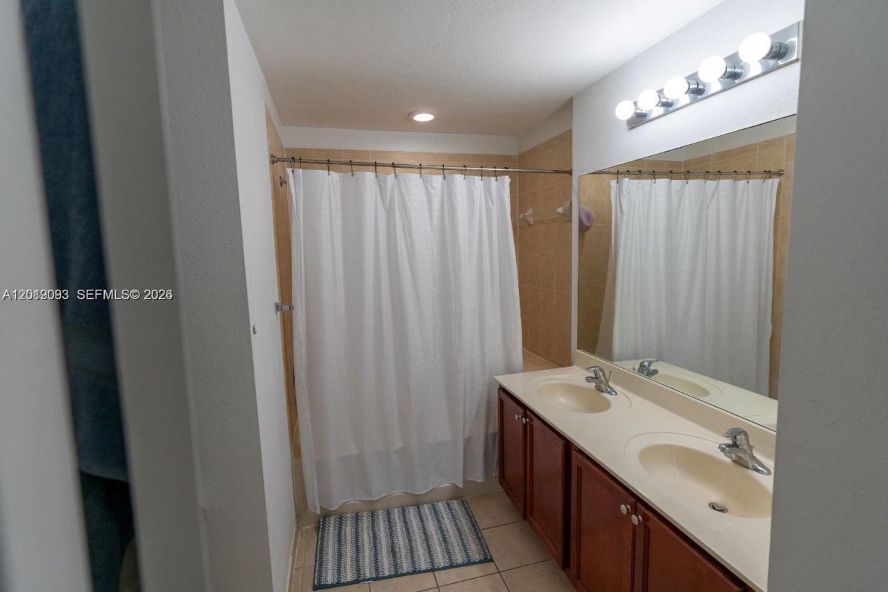 11403 NW 89th St , Unit 110, Doral, FL 33178 Photo