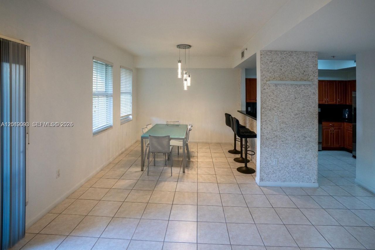 11403 NW 89th St , Unit 110, Doral, FL 33178 Photo