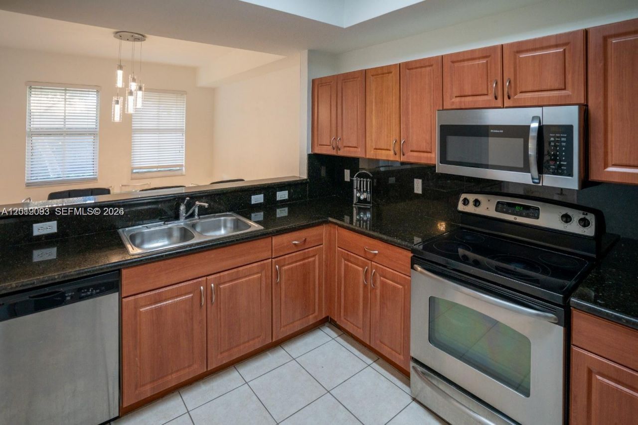 11403 NW 89th St , Unit 110, Doral, FL 33178 Photo