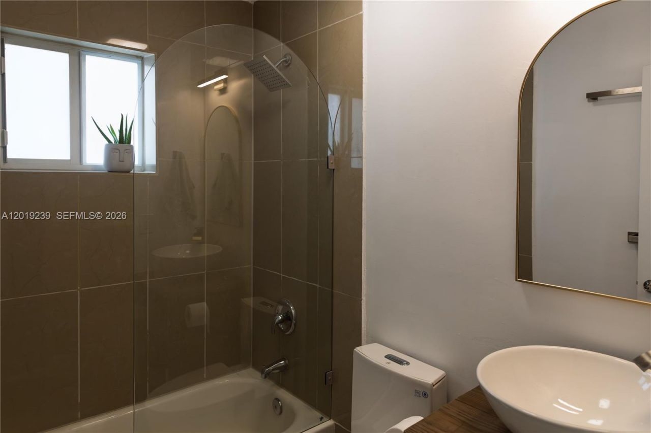 6863 NW 2nd Ave, Unit 4, Miami, FL 33150 Photo