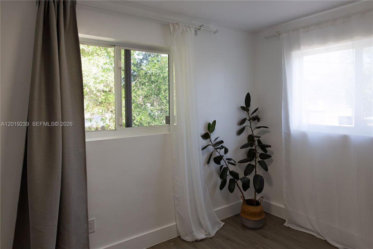 6863 NW 2nd Ave, Unit 4, Miami, FL 33150 Photo