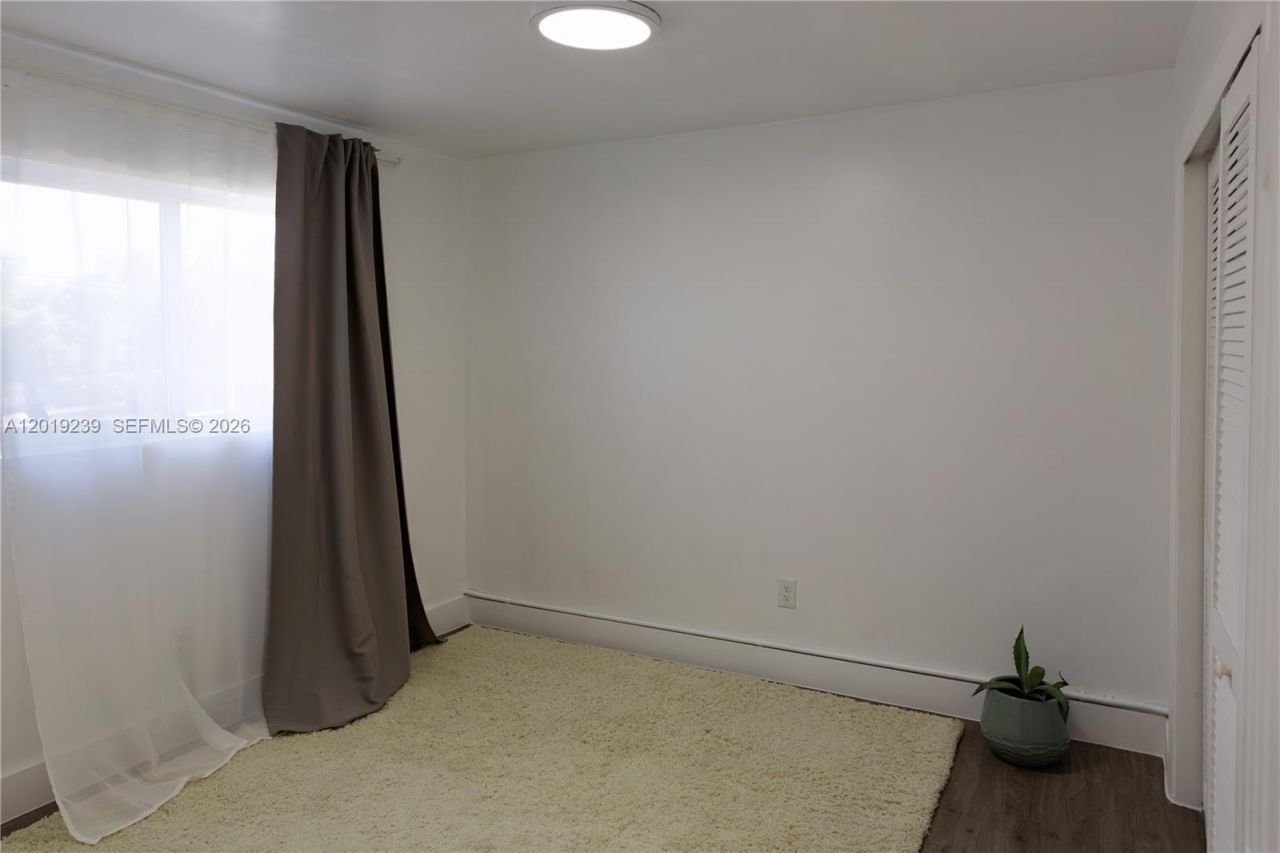 6863 NW 2nd Ave, Unit 4, Miami, FL 33150 Photo
