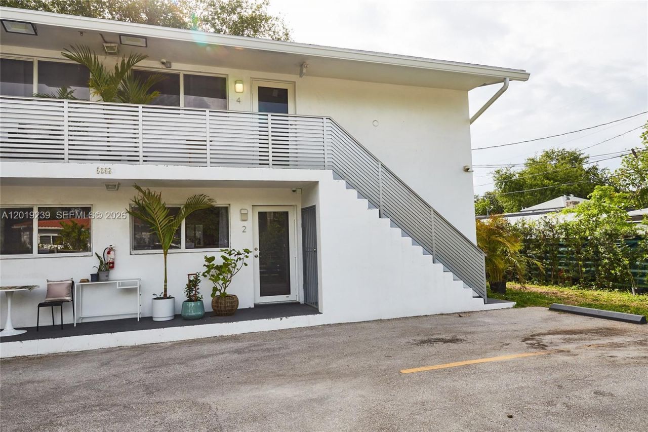 6863 NW 2nd Ave, Unit 4, Miami, FL 33150 Photo