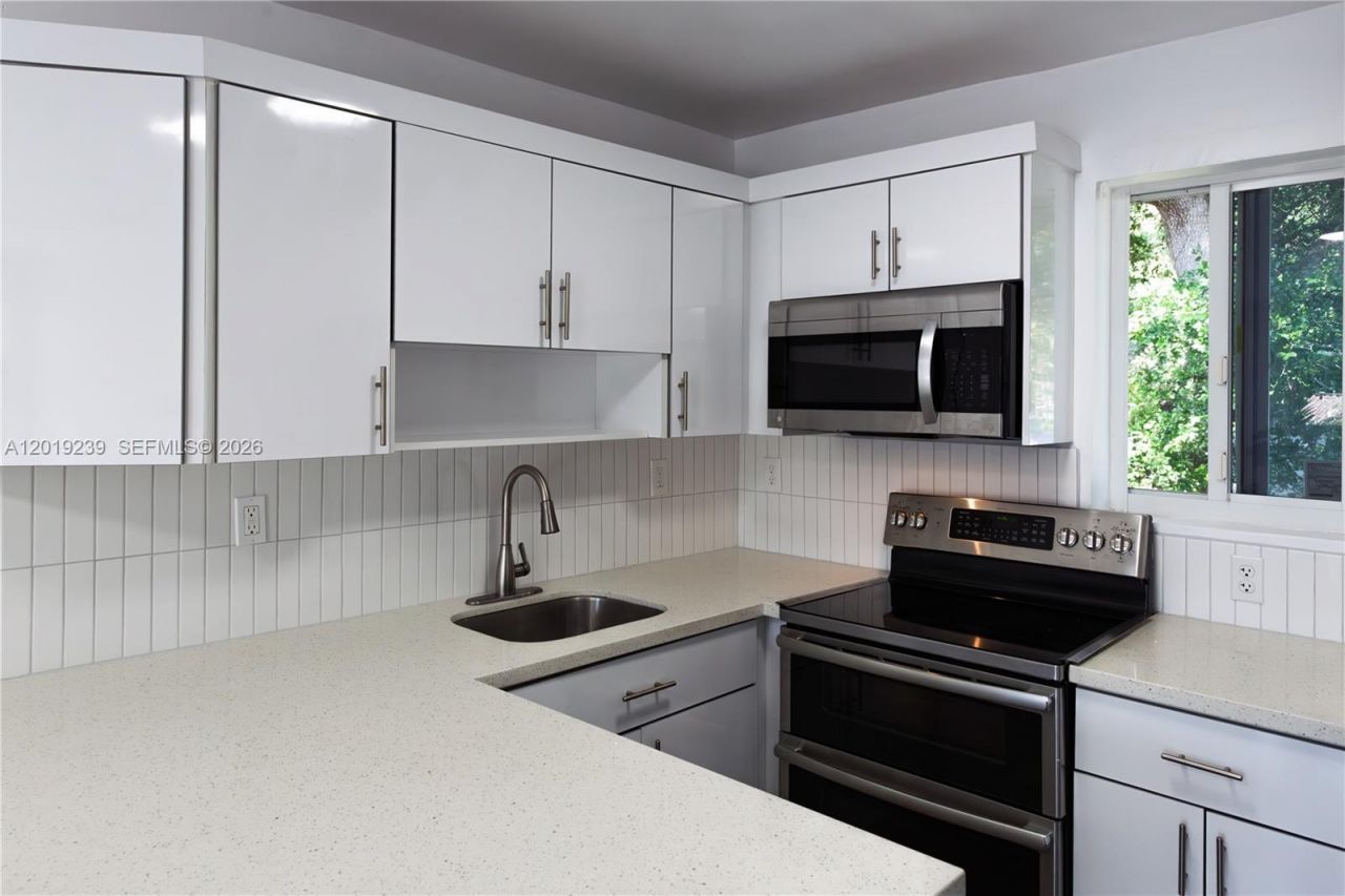 6863 NW 2nd Ave, Unit 4, Miami, FL 33150 Photo