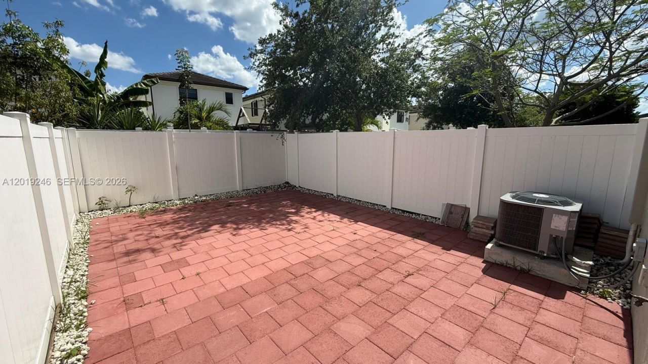 3440 W 111th Pl, Hialeah, FL 33018 Photo