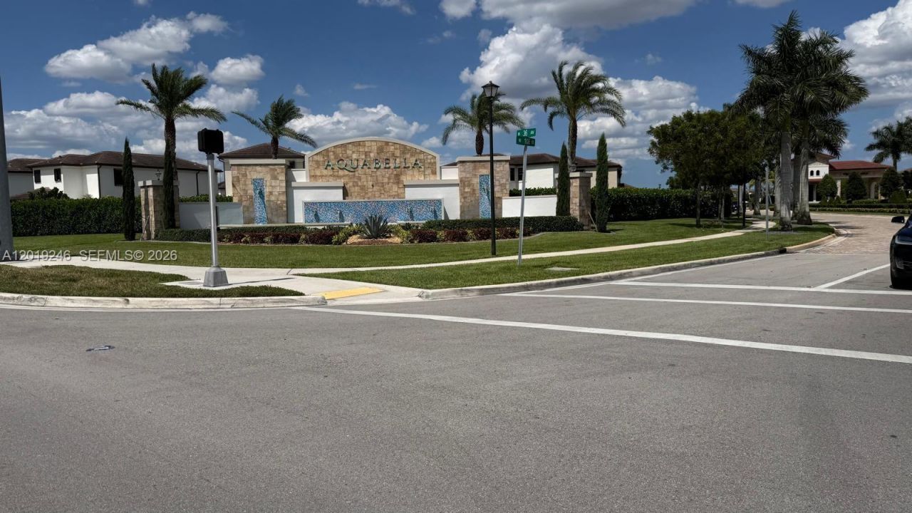 3440 W 111th Pl, Hialeah, FL 33018 Photo